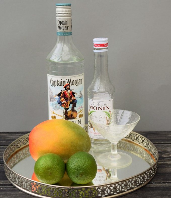 Mango-daiqurir-cocktail-recipe-lucyloves-foodblog