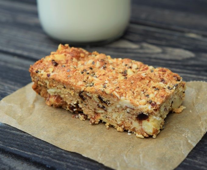 Coconut-cashew-bars-recipe-lucyloves-foodblog