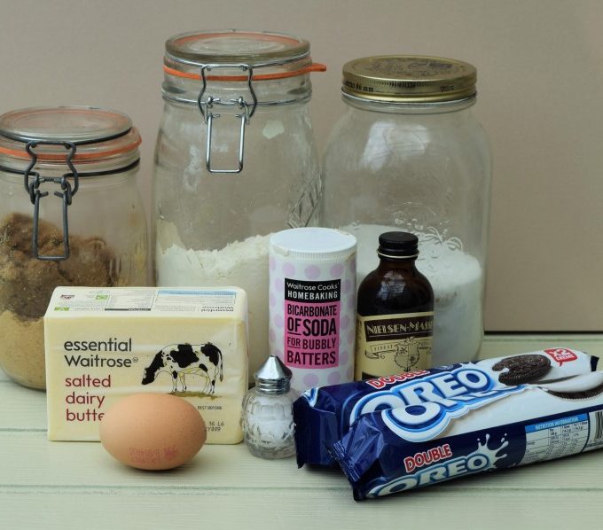 Oreo-chip-cookies-recipe-lucyloves-foodblog