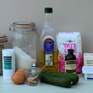 Courgette-cake-recipe-lucyloves-foodblog