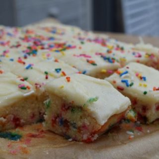 One-bowl-sprinkle-cake-recipe-lucyloves-foodblog