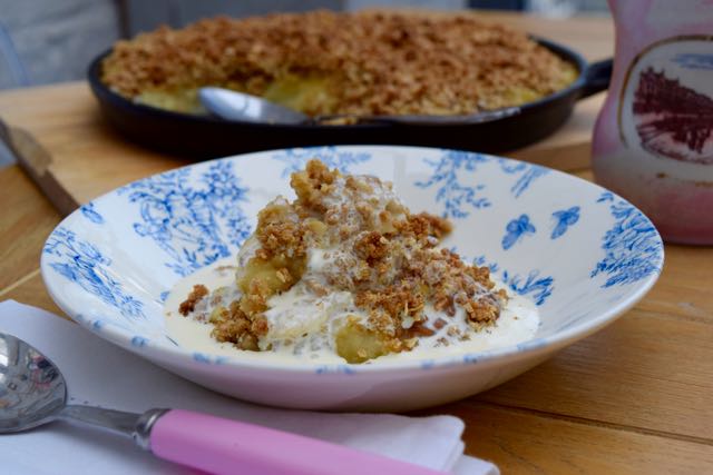 Grilled-caramel-apple-crumble-recipe-lucyloves-foodblog