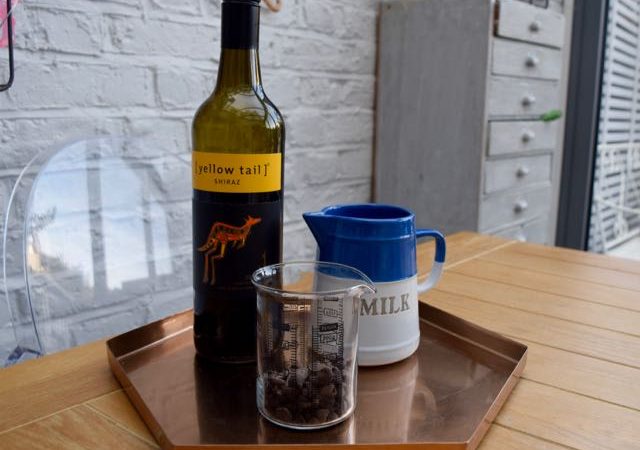 Red-wine-hot-chocolate-recipe-lucyloves-foodblog
