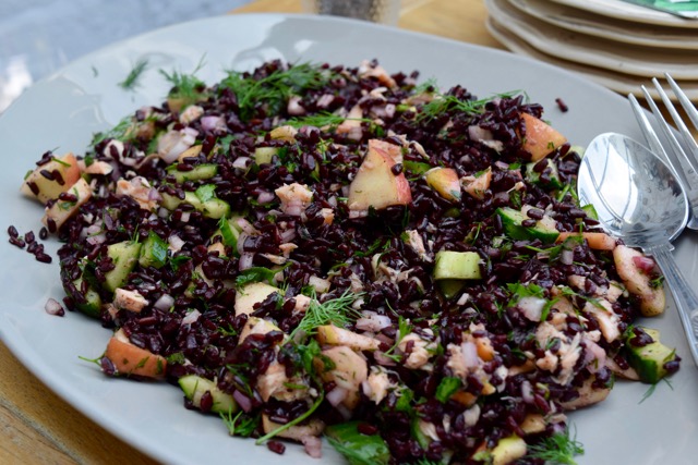 black-rice-salmon-salad-recipe-lucyloves-foodblog