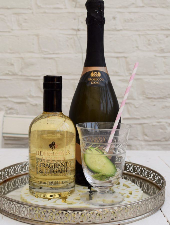 Elderflower-prosecco-cocktail-lucyloves-foodblog