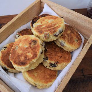 welsh-cakes-recipe-lucy-loves-food-blog