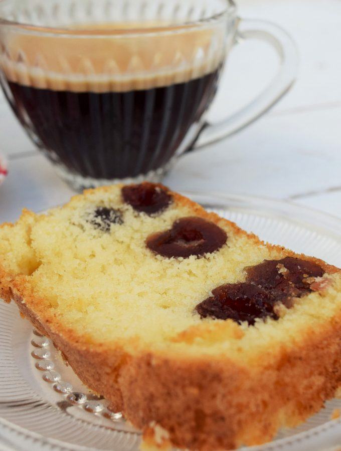 Cherry-cake-lucyloves-foodblog